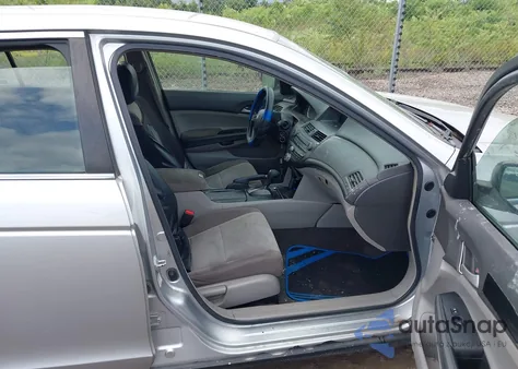 2009 Honda Accord 2.4 Lx-P from USA, damaged, VIN JHMCP26409C017115